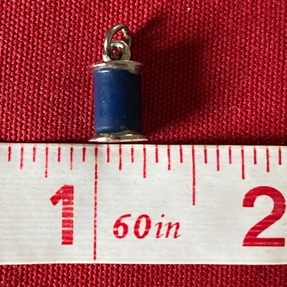 VTG I Spool of Blue Thread Sterling Charm - Picture 12 of 14